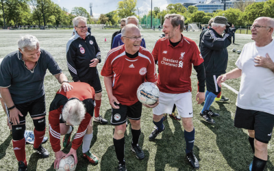 Social fodbold for ældre seniorer